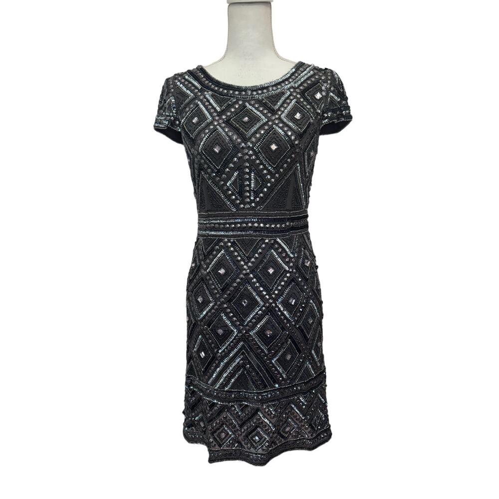 Adrianna Papell Beaded Sequined Dress Size 4 NWT